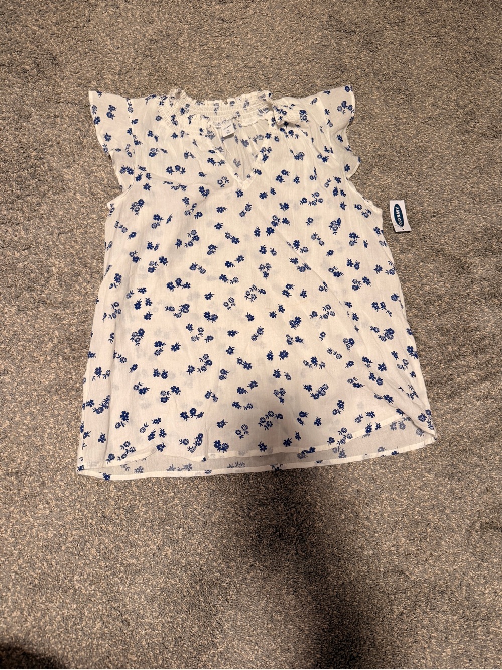 Women’s White Floral Ruffle Sleeve Top